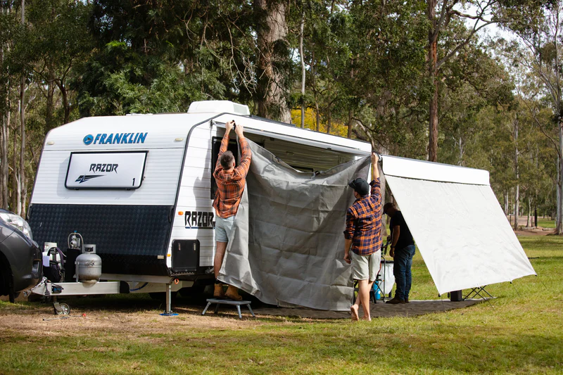 Caravan Conventional Privacy End - Image 3