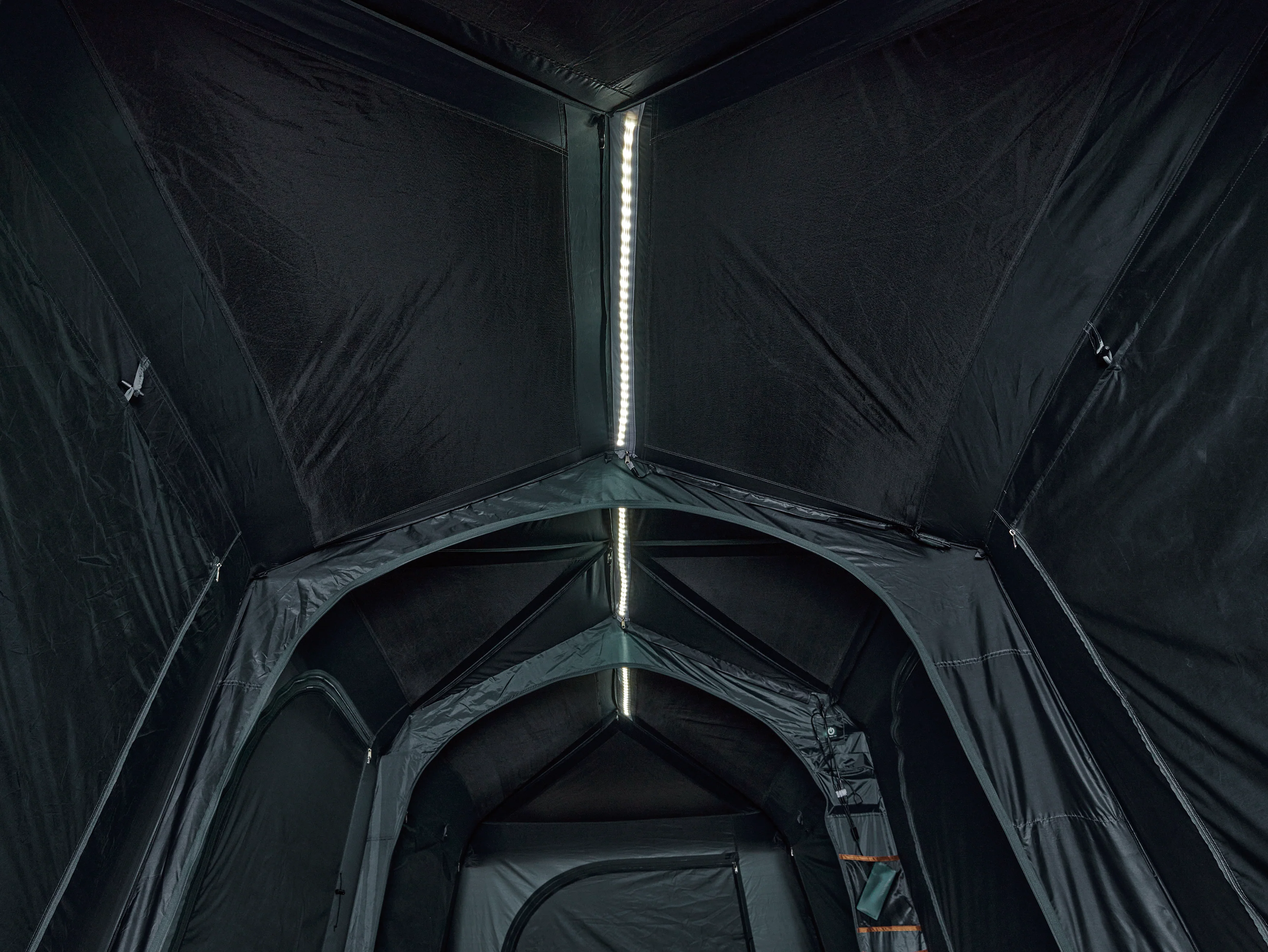 Fast Frame BlockOut Lumos 12P Tent - Image 10