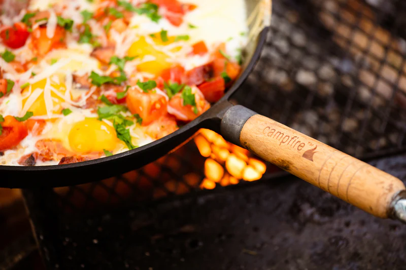 25cm Round Frying Pan Solid Handle - Image 4